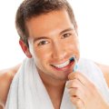 Как правильно выбрать зубную щётку: ценные рекомендации