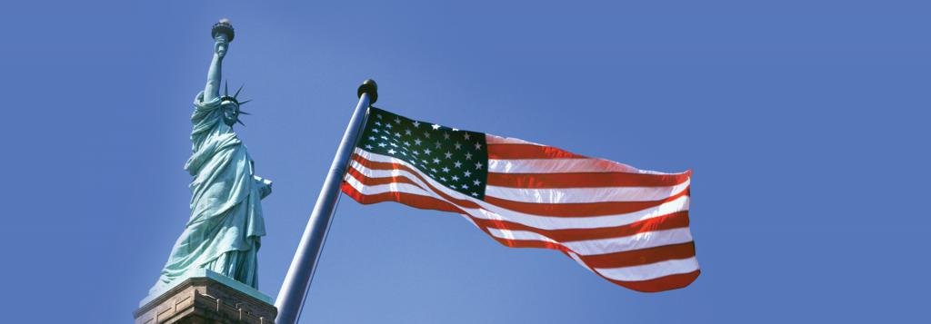 флаг США и Статуя Свободы
