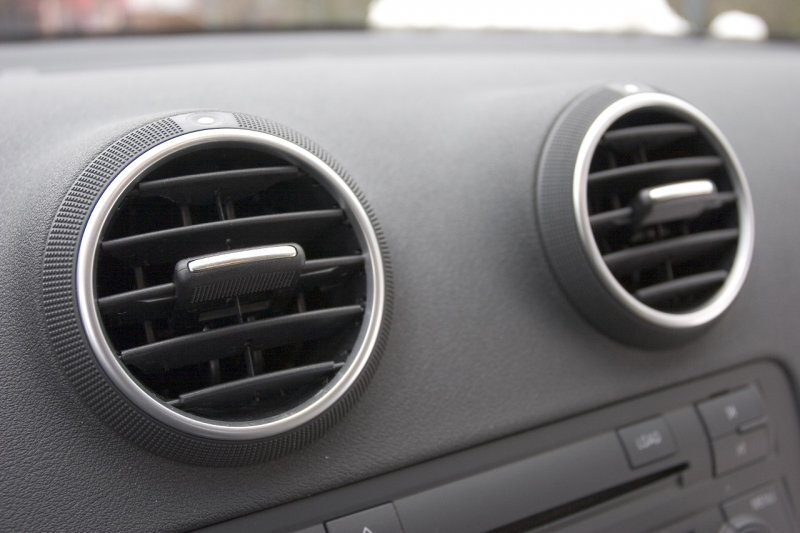 Не греет печка в автомобиле: основные причины