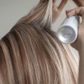 10 способов победить жирность волос